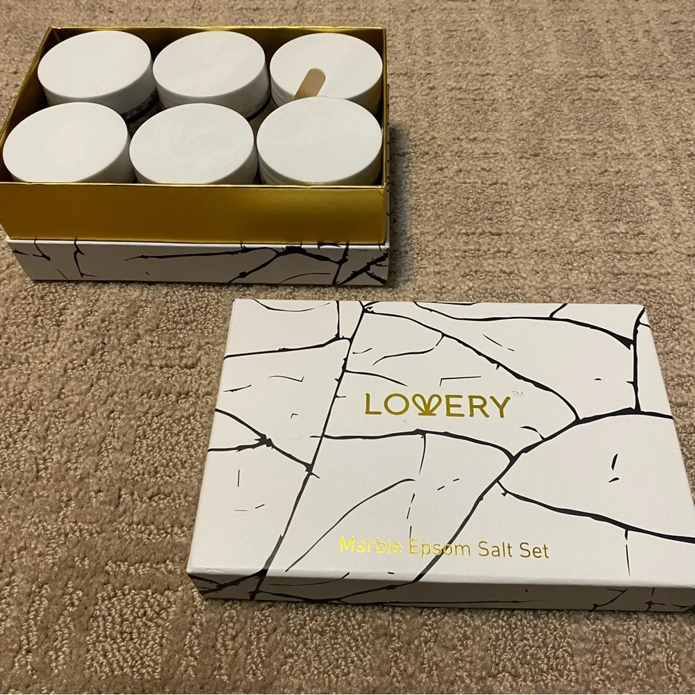 New {LOVERY} Epsom Salts Gift Set, 6 Scented Relaxing Spa Bath Soaks
